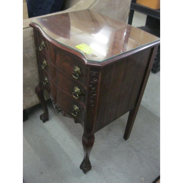 SM. 3 DRAWER OCCASIONAL TABLE/END TABLE W/CLAW FEET