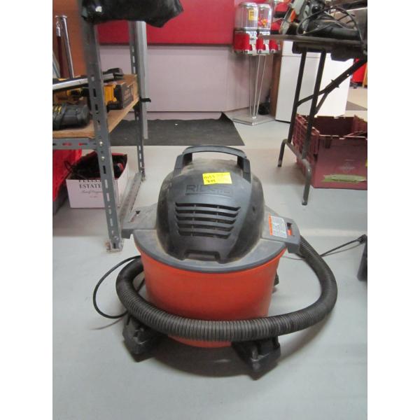 RIGID SHOP VAC
