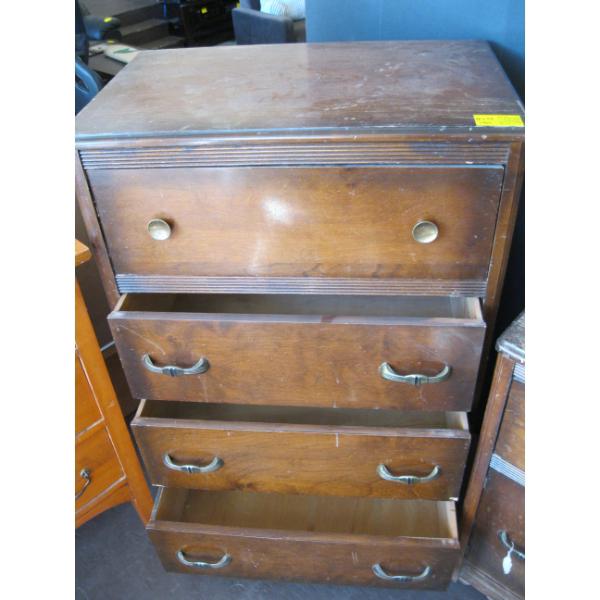 4 DRAWER ANTIQUE DRESSER