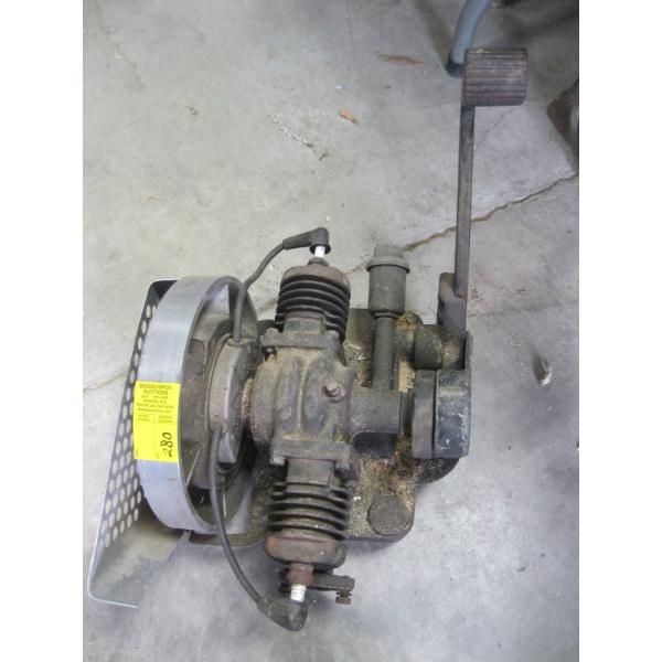 MAYTAG 2 CYLINDER GAS ENGINE