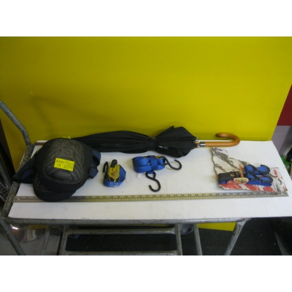 RATCHET TIE DOWN STRAPS & 2 PADDED KNEE PADS
