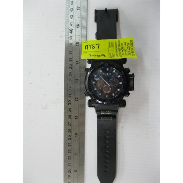SWOLEO'CLOCK WATCH