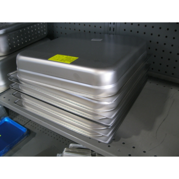 6 STAINLESS STEEL SQUARE FOOD PANS