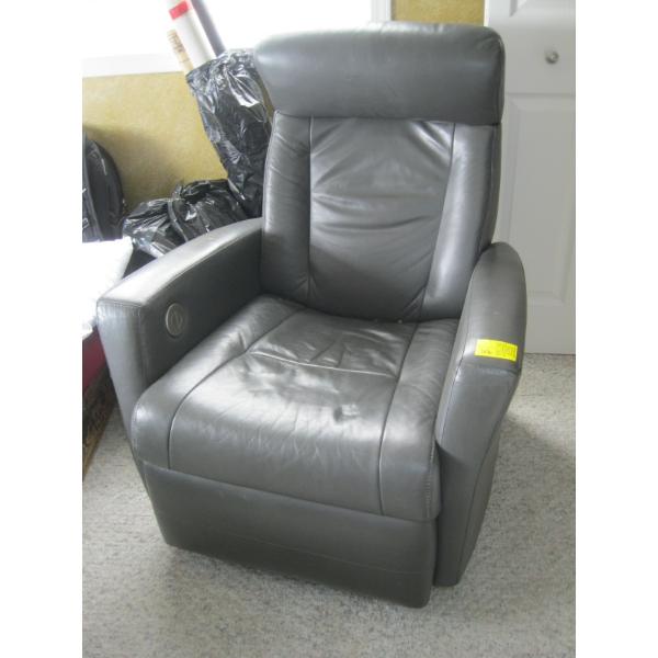 ELECTRIC GREY LEATHER RECLINER
