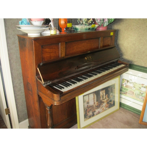 GERMAN MADE UPRIGHT PIANO