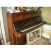 Image 1 : GERMAN MADE UPRIGHT PIANO