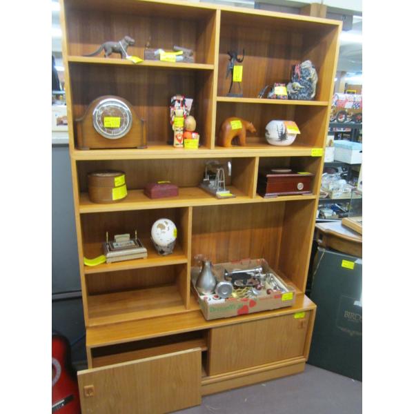 3 PIECE MCM SHELF UNIT - BROKEN LOWER CABINET SLIDE