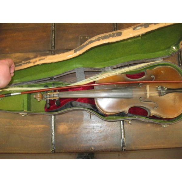 VIOLIN - NEEDS BOW