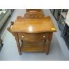 Image 2 : OAK FINISHED PAIR OF NIGHTSTANDS
