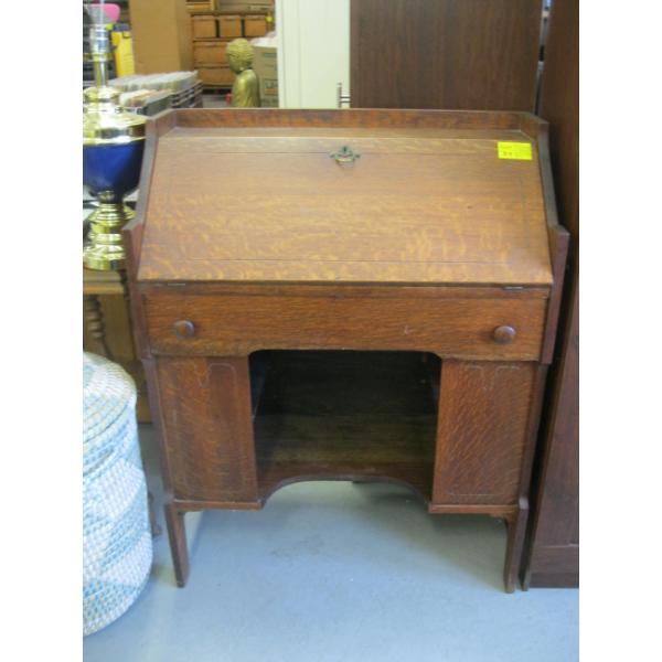 QUARTER CUT OAK DROP FRONT ANTIQUE WRITING DESK