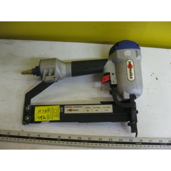 SPOT NAILS AIR BRAD NAILER