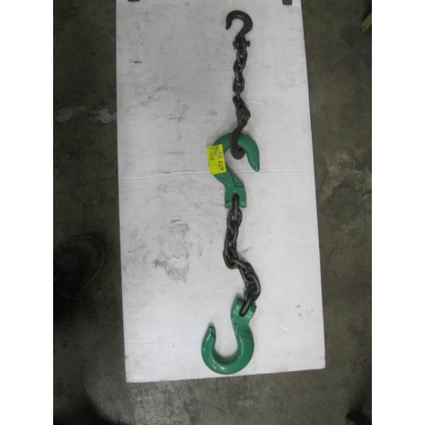 2 SHORT CHAIN HOOKS