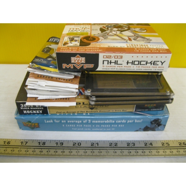 COLLECTOR HOCKEY CARDS