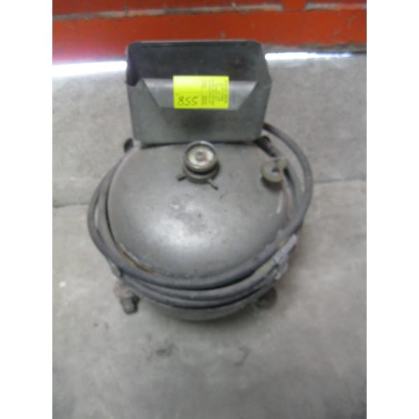 SMALL BRAKE BLEEDER