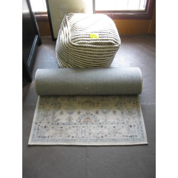 KNITTED STOOL & 2'X6'7" HALLWAY CARPET