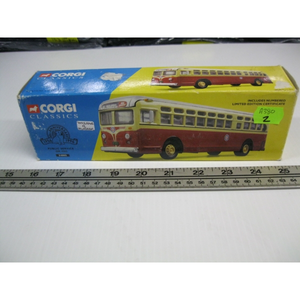 CORGI GM BUS W/BOX