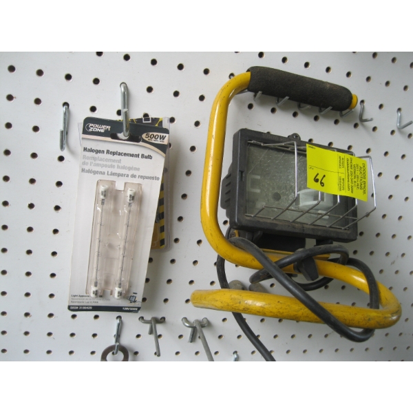 3 HALOGEN REPLACEMENT BULBS & SM. HALOGEN LAMP