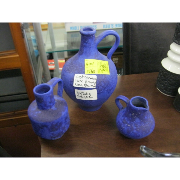 3 WEST GERMAN HOY KERAMIK KLEIN BLUE MAT HEARTWICK HEYNE VASES