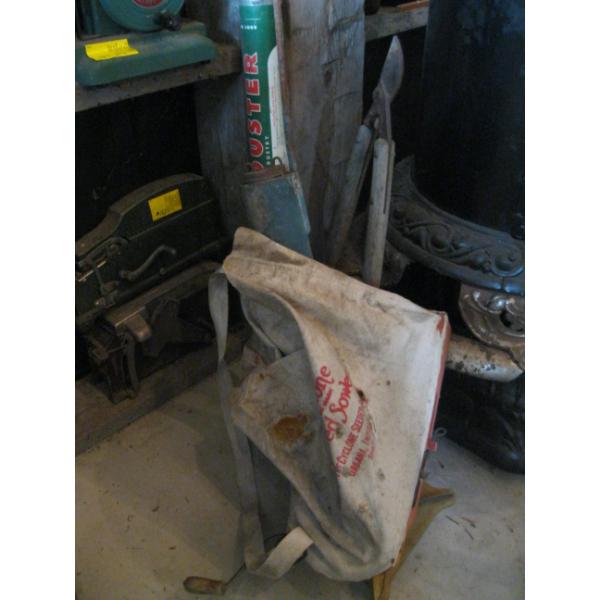 2 CYCLONE SEED SEWERS, 2 DUSTERS & PAIR OF PRUNERS