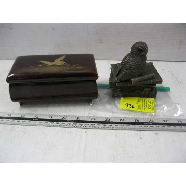 JAPANESE LACQUERED MUSIC BOX & OWL ORNAMENT JEWELLERY BOX