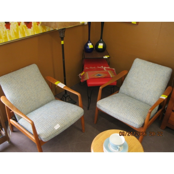 PAIR OF SOREN  LADEFOGED FOR SL MOBLAR DANISH 1960s MCM CHAIRS