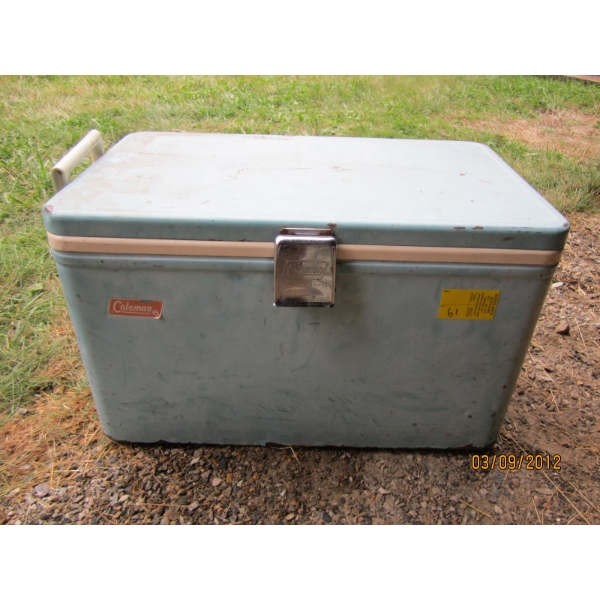 BLUE COLEMAN COOLER