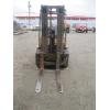 Image 4 : CATERPILLAR FORKLIFT 8800# - IN GOOD RUNNING CONDITION, PROPANE, COMES W/TANK