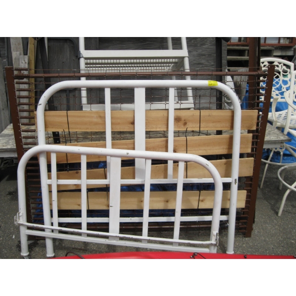 TUBULAR ANTIQUE BEDFRAME W/SPRING & SLATS ROLLER FRAME