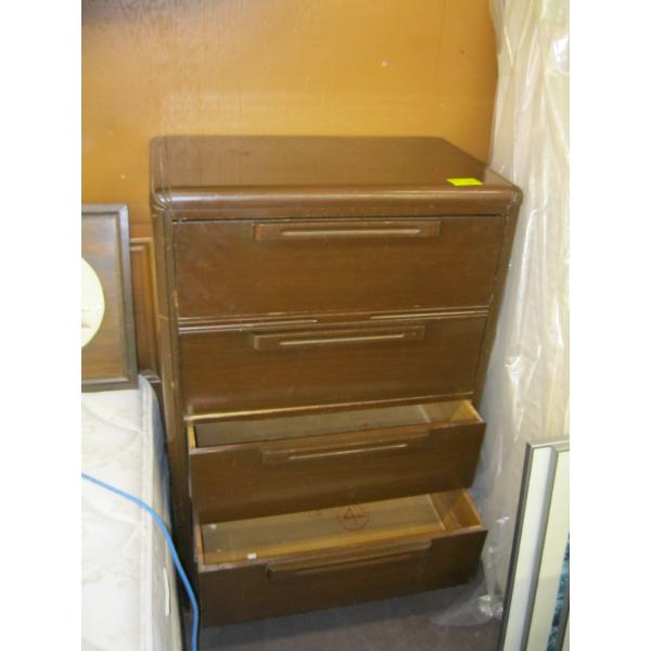 4 DRAWER CHEST OF DRAWERS