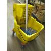 Image 1 : MOP BUCKET W/SQUEEGEE & MOP