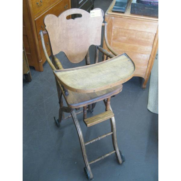 ANTIQUE ROCKING/SITTING CHAIR ON CASTORS