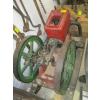 Image 2 : 1 1/2 HP INTERNATIONAL HARVESTER 3HP HORIZONTAL ENGINE ON WOOD STAND