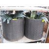 Image 2 : 6 PLANTERS - 5 W/ARTIFICAL FLOWERS
