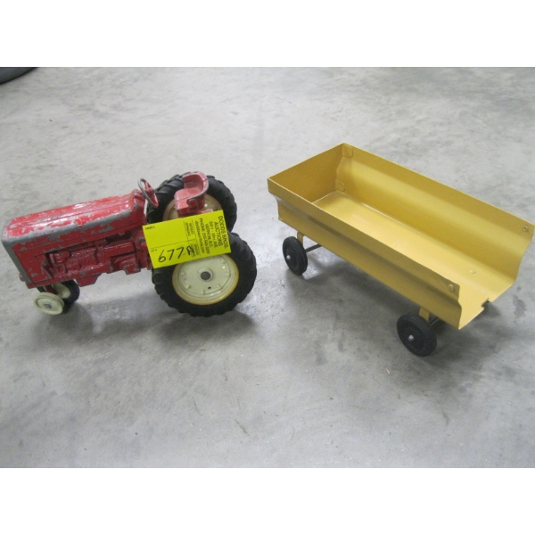 DIECAST TRACTOR - MISSING 1 WHEEL - W/WAGON