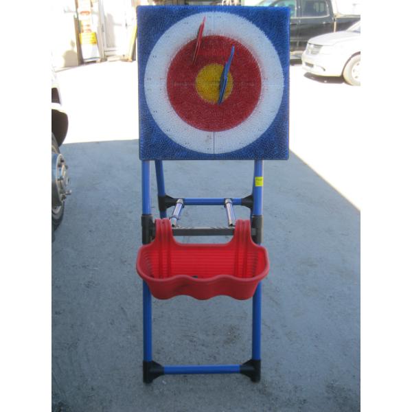 PLASTIC THROWING AXE GAME