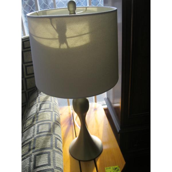 PAIR OF TABLE LAMPS