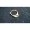 Image 2 : LADIES 10KT RING W/GREEN STONE, 4G, SZ 8.75