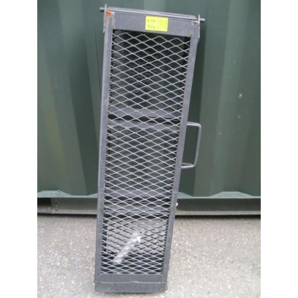 FOLDING SINGLE MOTORCYCLE RAMP
