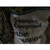 Image 2 : 2 BAGS OF SWEEPING COMPOUND