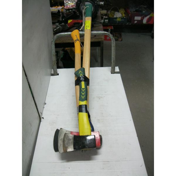 HATCHET, AXE & SPLITTING MAUL