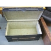 Image 5 : WOOD SLAT & METAL TRUNK