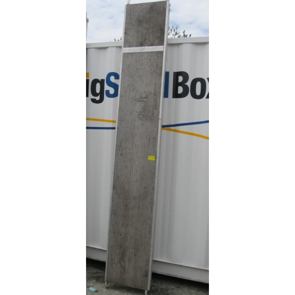 SCAFFOLDING PLANK