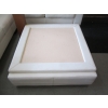 Image 2 : WHITE LEATHER SECTIONAL SOFA & LG. CENTER OTTOMAN/COFFEE TABLE