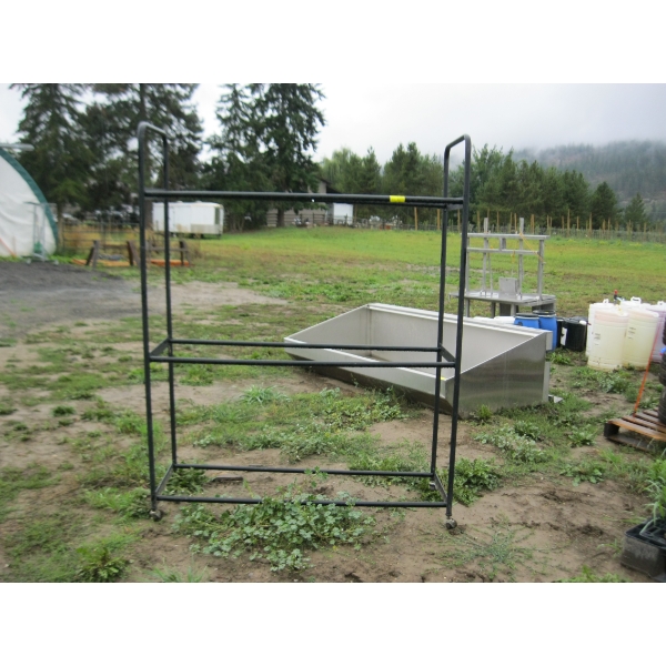TIRE RACK