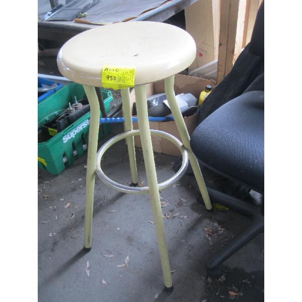 STOOL