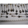 Image 4 : BAG OF COLLECTOR SOUVENIR SPOONS