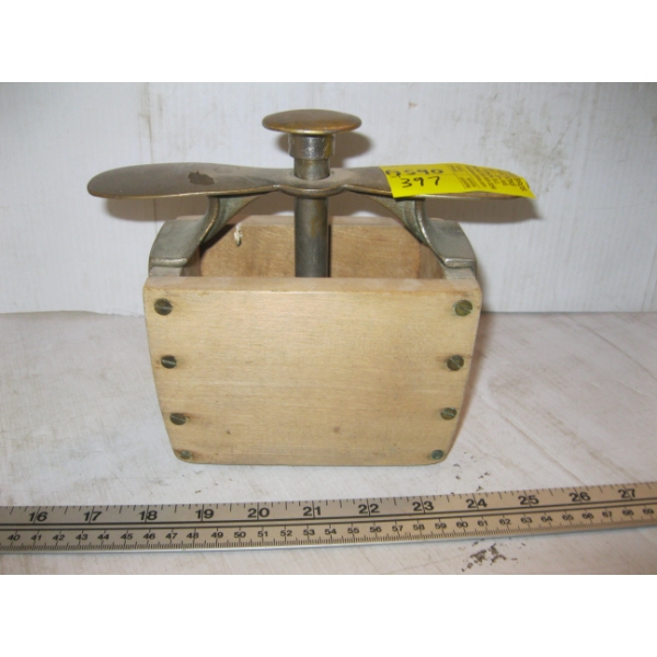 WOOD & METAL BUTTER PRESS MOLD