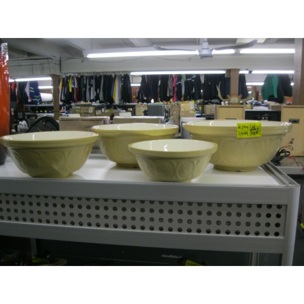 4 PIECE TG GREEN MIXING BOWL SET