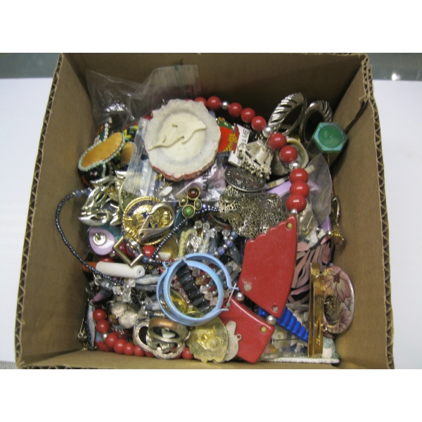 BAG OF ASST. JEWELLERY