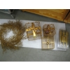 Image 1 : CHRISTMAS DECOR BASKETS, WREATH & CANDLES, ETC.